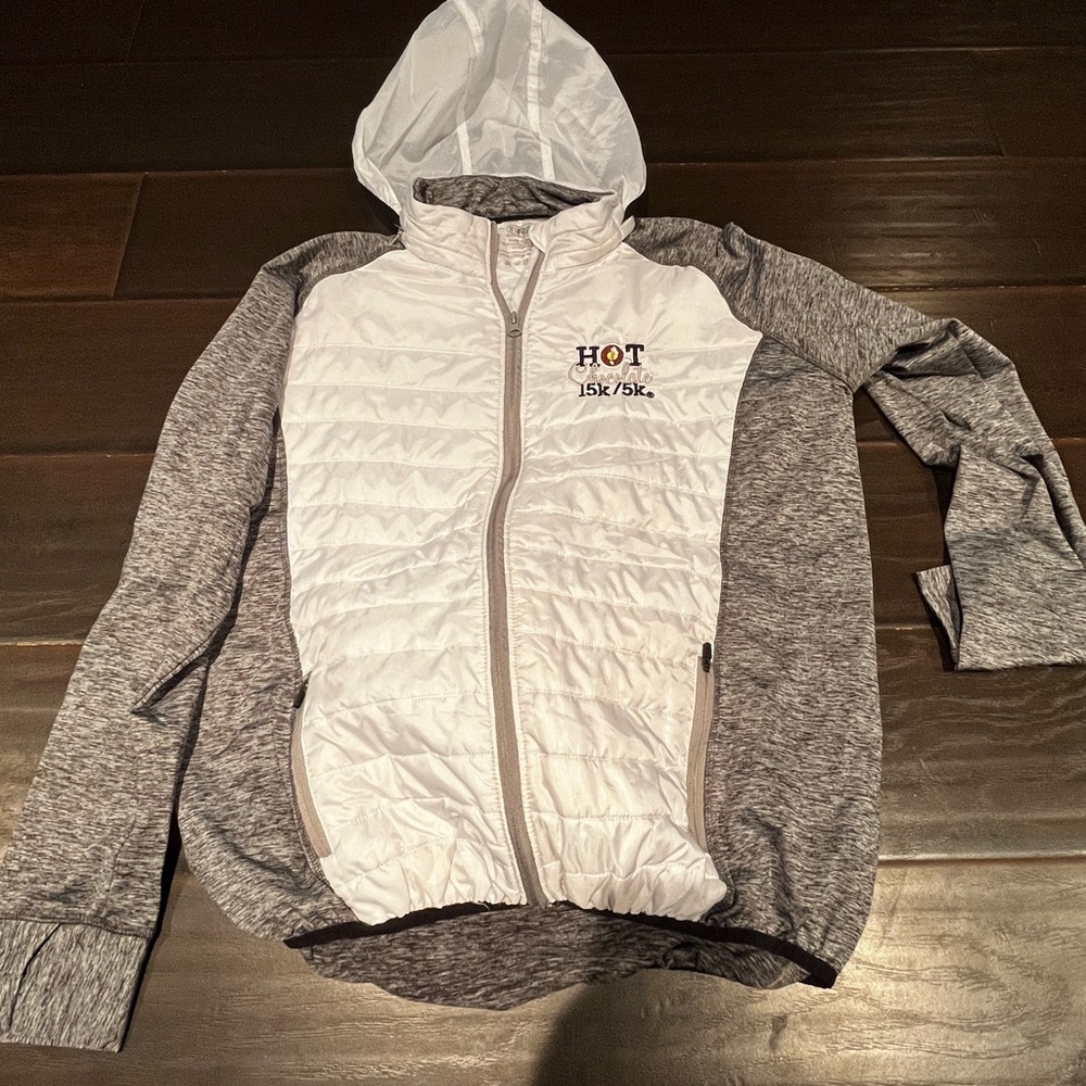 Hot chocolate 15k jacket running